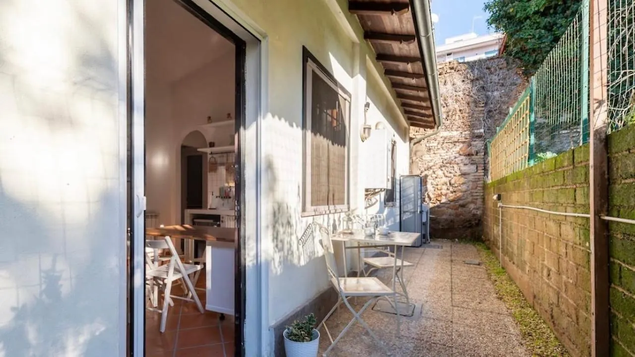 Independent House With Private Patio In Rome Villa Holiday home
